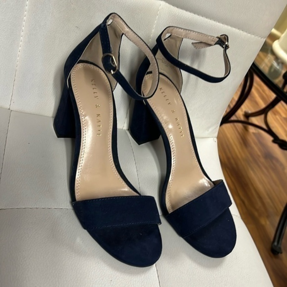 NEW Kelly & Katie Hailee Slingback Sandals Heels Sz 7 Navy Microsuede Women’s